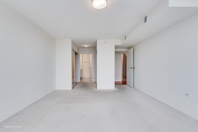 9725 Woods Drive 802, Skokie, IL 60076