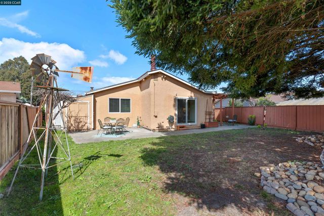 2715 Sargent Ave, San Pablo, CA 94806