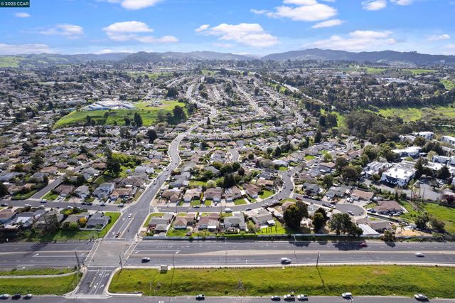 2715 Sargent Ave, San Pablo, CA 94806