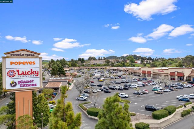 2715 Sargent Ave, San Pablo, CA 94806