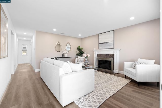 2715 Sargent Ave, San Pablo, CA 94806