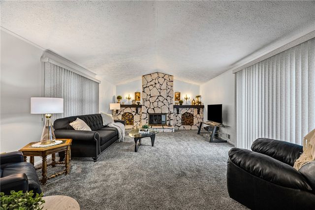 41 Shadywood Drive, Gates, NY 14606