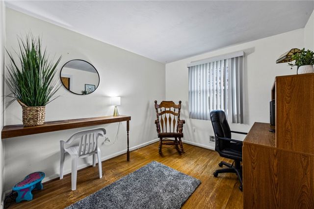 41 Shadywood Drive, Gates, NY 14606