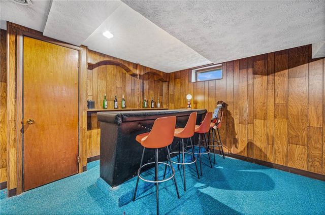 41 Shadywood Drive, Gates, NY 14606