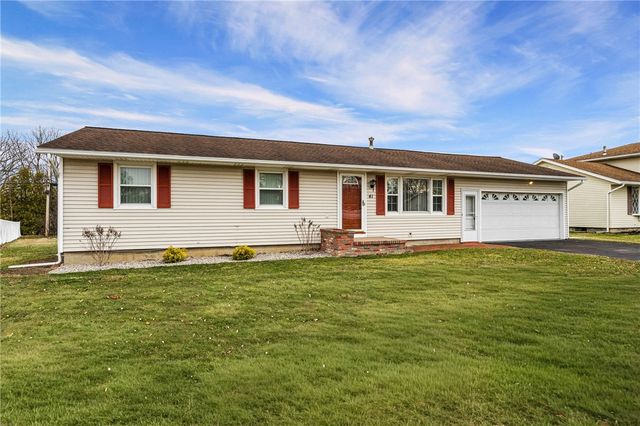 41 Shadywood Drive, Gates, NY 14606