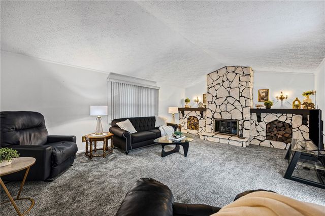 41 Shadywood Drive, Gates, NY 14606