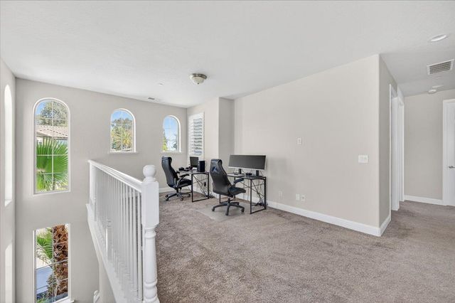 11642 N Bella Vita Avenue, Fresno, CA 93730