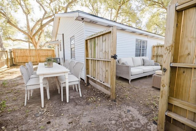 2518 Daugherty Street, Waller, TX 77484