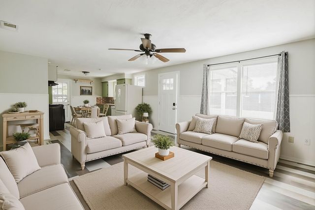 2518 Daugherty Street, Waller, TX 77484