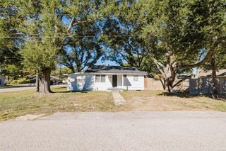 2518 Daugherty Street, Waller, TX 77484