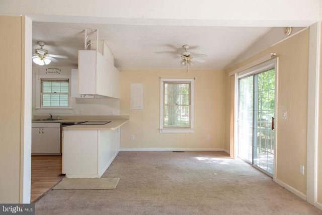 207 CREEKSIDE DR, Locust Grove, VA 22508