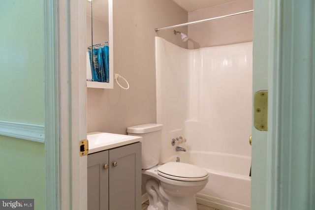 207 CREEKSIDE DR, Locust Grove, VA 22508