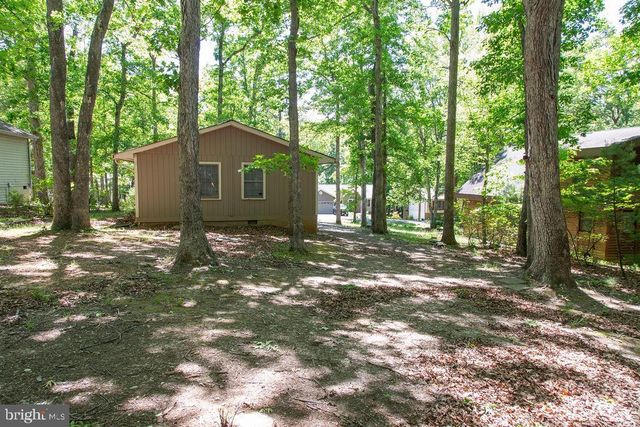 207 CREEKSIDE DR, Locust Grove, VA 22508