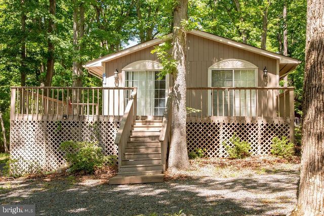 207 CREEKSIDE DR, Locust Grove, VA 22508