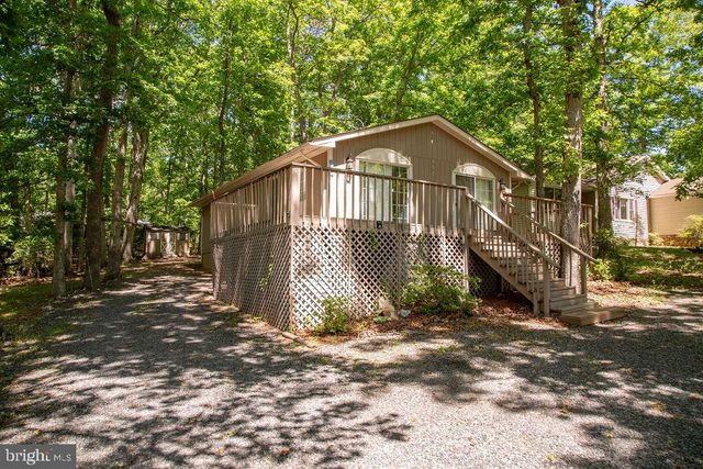 207 CREEKSIDE DR, Locust Grove, VA 22508