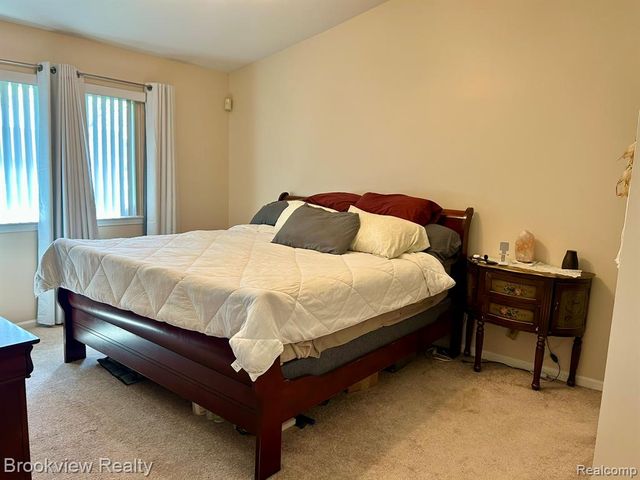 41537 Greenspire Drive, Clinton Township, MI 48038