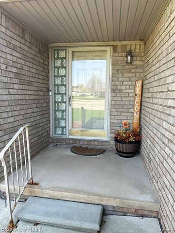 41537 Greenspire Drive, Clinton Township, MI 48038
