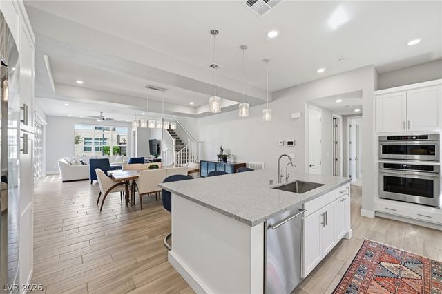 4238 Swift Street, Las Vegas, NV 89135