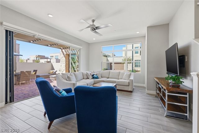 4238 Swift Street, Las Vegas, NV 89135