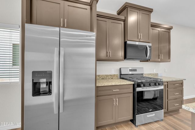 7313 John Gerald Way, El Paso, TX 79934