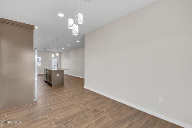 7313 John Gerald Way, El Paso, TX 79934