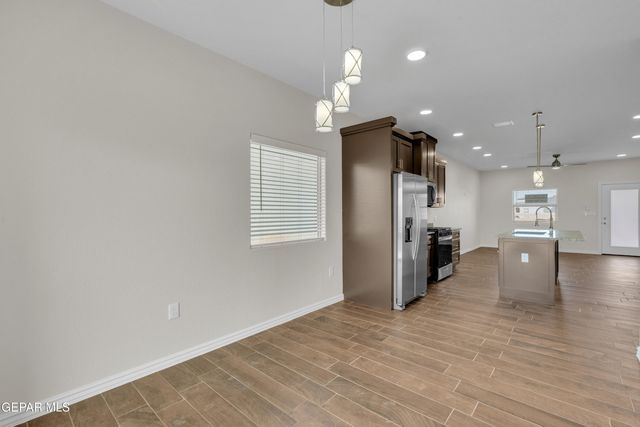 7313 John Gerald Way, El Paso, TX 79934