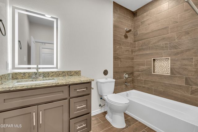 7313 John Gerald Way, El Paso, TX 79934