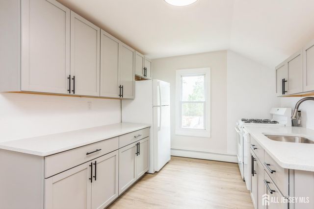 176 Manalapan Road, Spotswood, NJ 08884