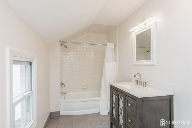 176 Manalapan Road, Spotswood, NJ 08884