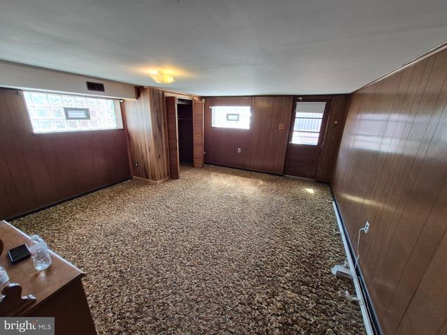 816 ST VINCENT ST, Philadelphia, PA 19111