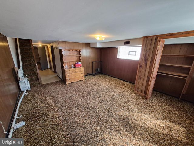 816 ST VINCENT ST, Philadelphia, PA 19111