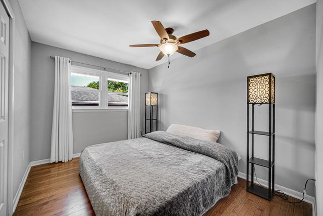 250 Lawndale Drive, Munster, IN 46321