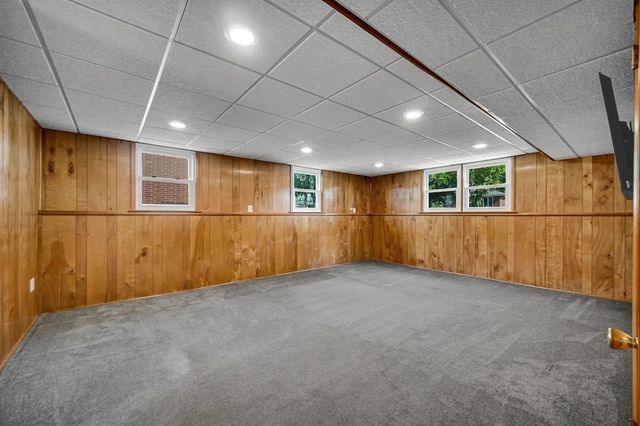 250 Lawndale Drive, Munster, IN 46321