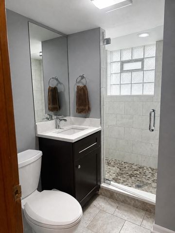250 Lawndale Drive, Munster, IN 46321