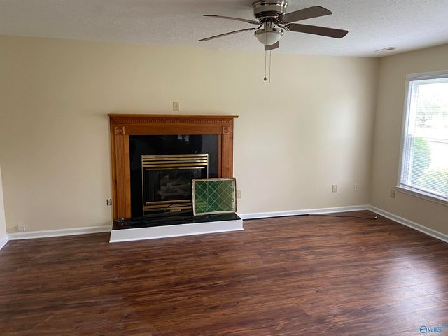 402 Crutcher Circle, Athens, AL 35611