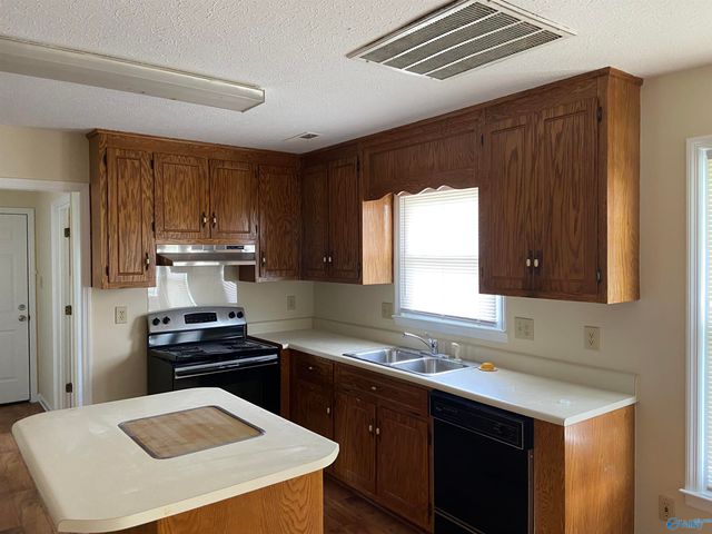 402 Crutcher Circle, Athens, AL 35611