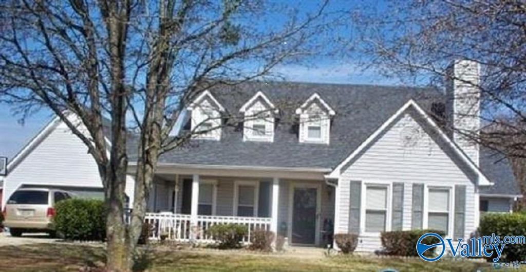 402 Crutcher Circle, Athens, AL 35611