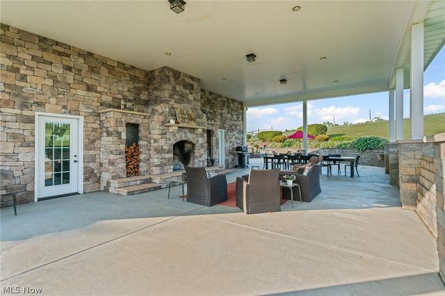 9627 State Route 152, Richmond, OH 43944