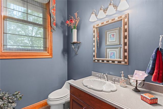 9627 State Route 152, Richmond, OH 43944