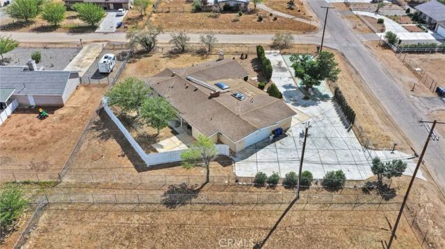 21008 South Road, Apple Valley, CA 92307
