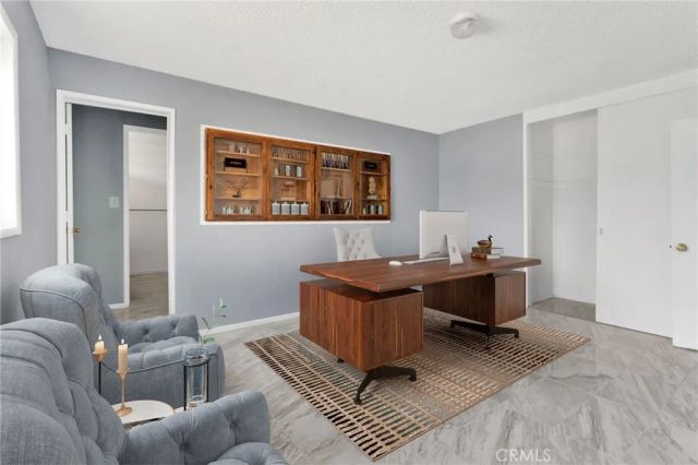 21008 South Road, Apple Valley, CA 92307
