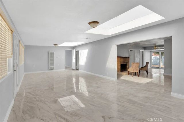 21008 South Road, Apple Valley, CA 92307