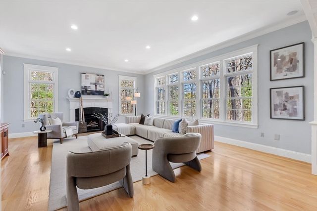 134 Fairchild Drive, Reading, MA 01867