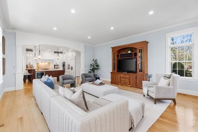 134 Fairchild Drive, Reading, MA 01867