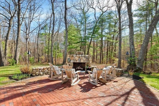134 Fairchild Drive, Reading, MA 01867