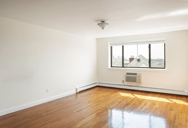44 Lafayette Ave. 308, Chelsea, MA 02150