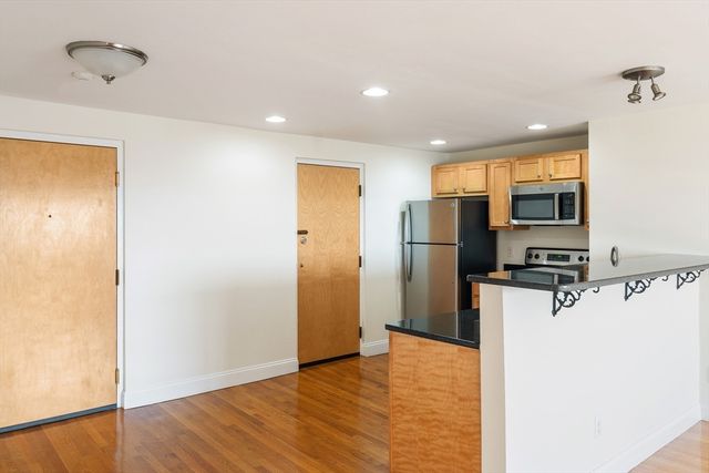 44 Lafayette Ave. 308, Chelsea, MA 02150
