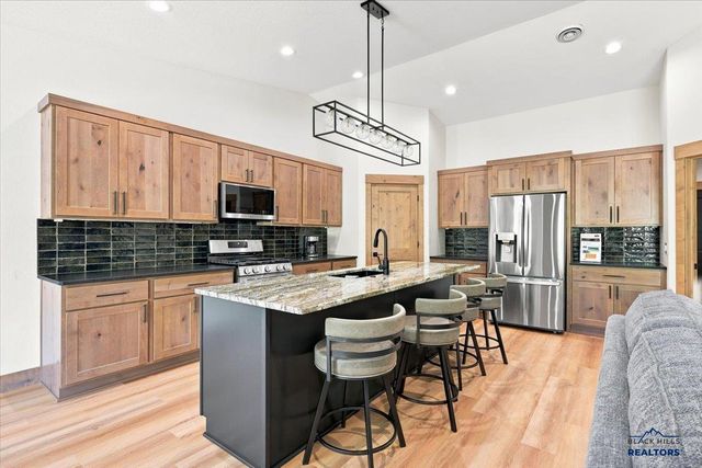 11265 WESTWIND CT, Lead, SD 57754