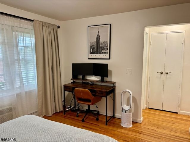 605 Grove St E10, Clifton City, NJ 07013
