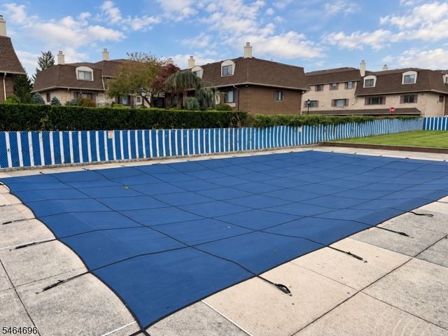605 Grove St E10, Clifton City, NJ 07013